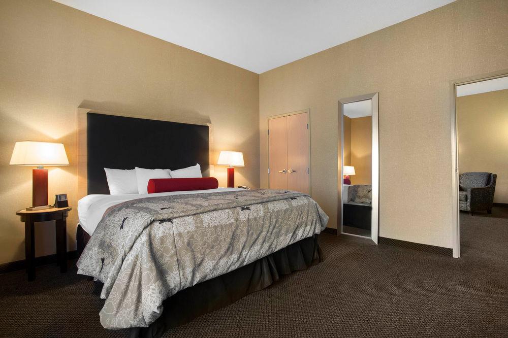 Springhill Suites By Marriott Roanoke Ngoại thất bức ảnh